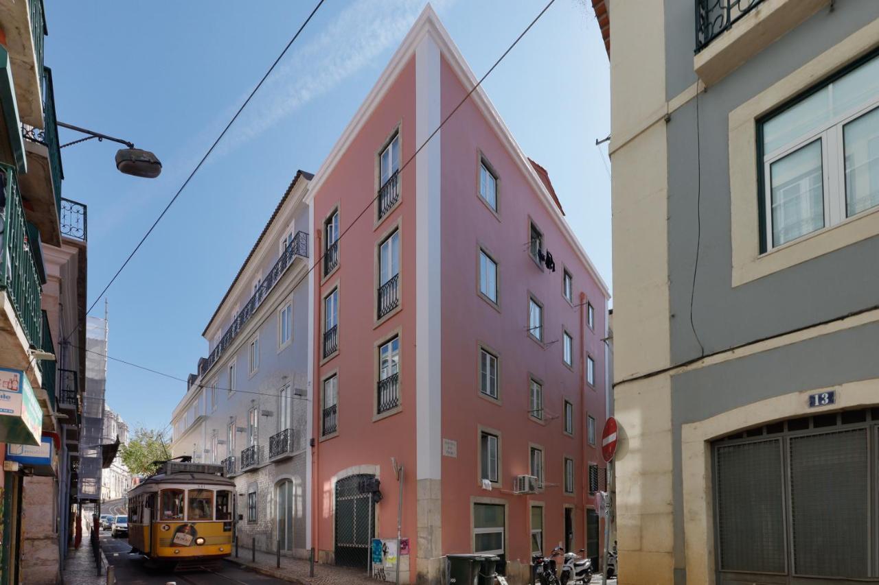 Lovely Bright Duplex - Prime Location Apartment Lissabon